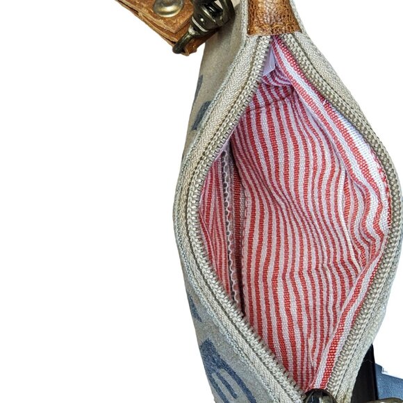 Audrey's Live Simply Wristlet Bag Beige - Picture 3 of 7